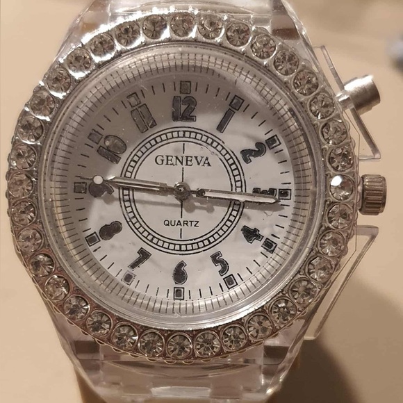 🦋10/$20🦋 Geneva Silver/White Rhinestone Silicone Lite-Up Women's Watch - Picture 1 of 4